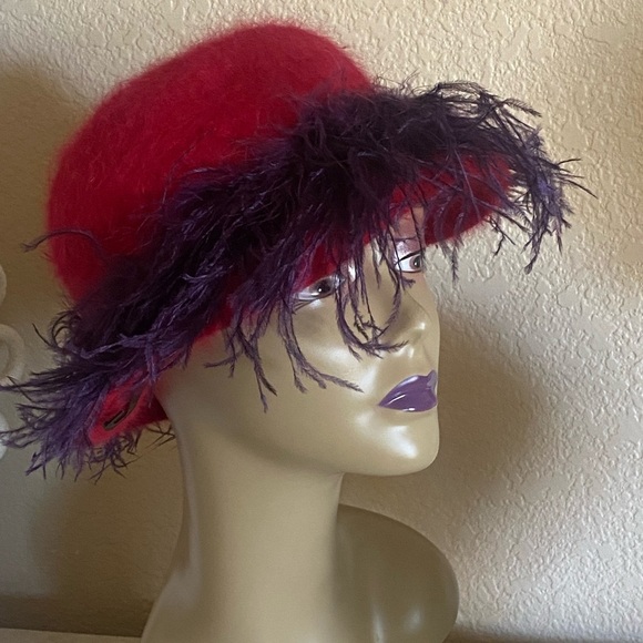 Angora Rabbit Hair Red Hat with Purple Ostrich Plume NWT Pop Of Red Bollywood main image 6